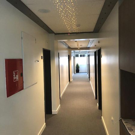 Kubi Hotel 斯特鲁加 外观 照片