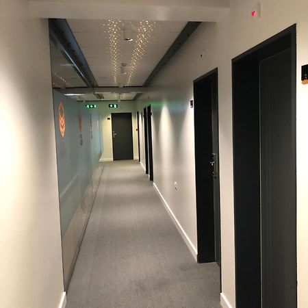 Kubi Hotel 斯特鲁加 外观 照片