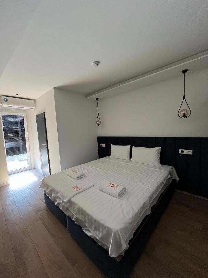 Kubi Hotel 斯特鲁加 外观 照片