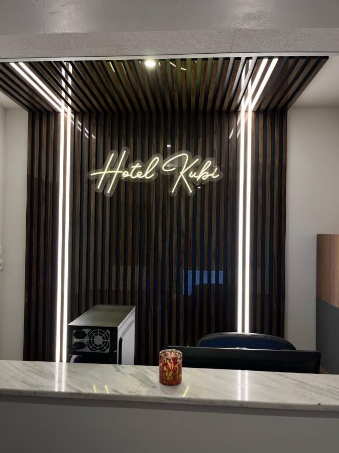 Kubi Hotel 斯特鲁加 外观 照片
